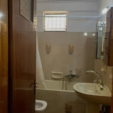 Chrysa's House بيت للعطل *